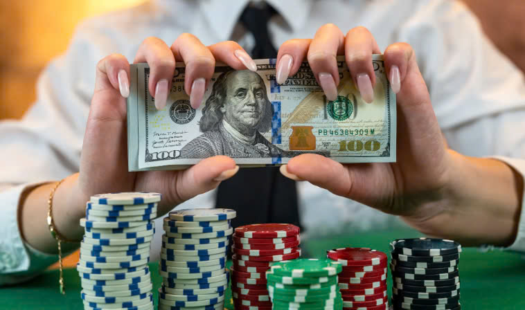 Thông tin chính về M8win